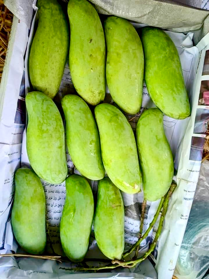 ব্যানানা ম্যাংগো (Banana Mango)